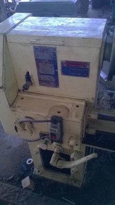 เครื่องกลึง 8 ฟุต กับ 3 ฟุตครับ