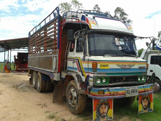 ขายสิบล้อKT925 เครื่องHO7C 185แรง เครื่องดี แคชซีสวย ยางดี ภายในสวย สภาพพร้อมใช้งาน เอกสารพร้อมโอน สนใจโทร 090-8588220คุณนะ ID:narong498 หรือ www.truck.in.th/498