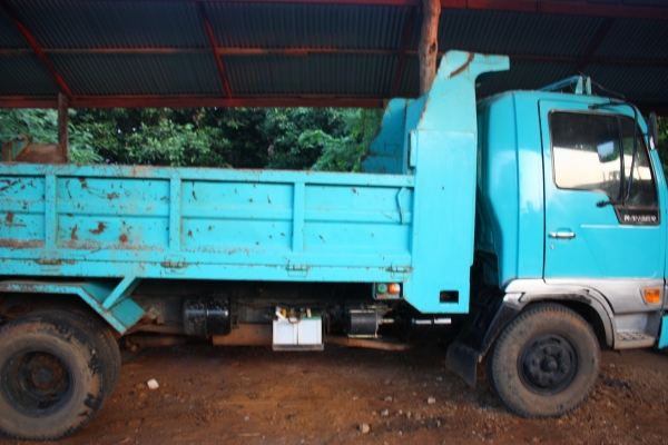 ขาย 6ล้อดั๊มพ์ HINO 135แรง 4สูบ เทอร์โบ