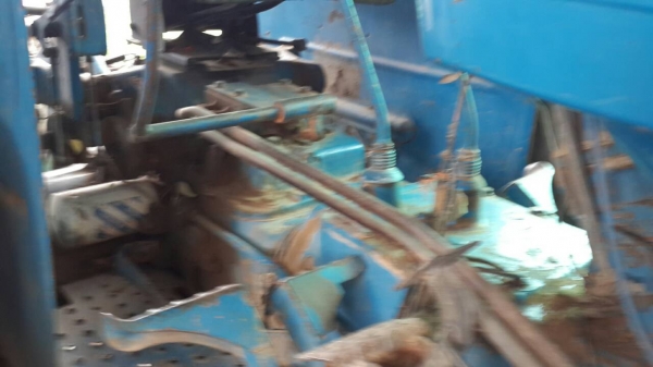 ขายรถแทรกเตอร์ รถไถ ฟร์อด 6610เสื้อลายแท้ทัั้งตัว ผาน6 สภาพเดิมๆๆ ใช้งาน เครื่องดี เอกสารเล่มทะเบียนพร้อมโอน สภาพพรร้อมลุยงาน