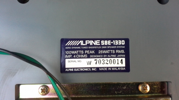 ลำโพงกล่อง Alpine แบบ 3 ทาง เสียงดี รายละเอียดชัด มือสองญี่ปุ่น