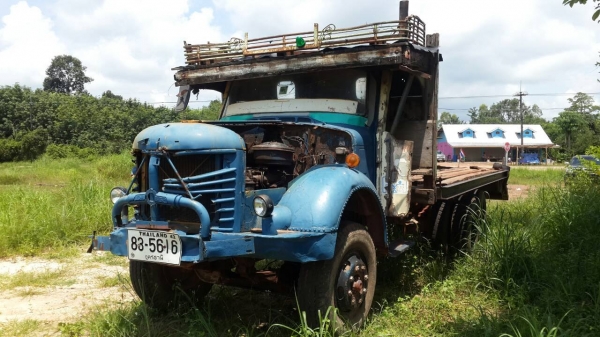 HINO  KE  101  เครื่อง  EH700     10ล้อท้ายลากขึ้นแบคโฮ  2เพลา