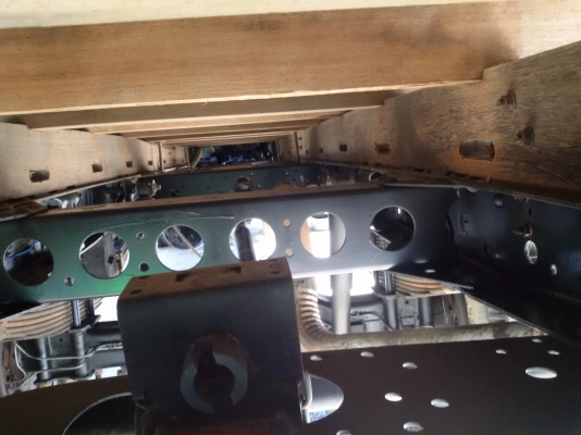 349,000บาท โฉม NKR แท้ห้าง