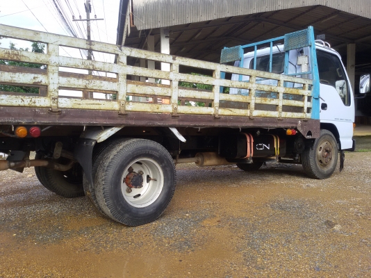 349,000บาท โฉม NKR แท้ห้าง