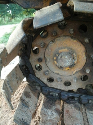 รถเกี่ยวนวดข้าว เกษตรพัฒนา รุ่นปดหนี้ ช่วงล่าง 10HT เครื่อง6BG-1 อุ้ม 2.5 ตัน