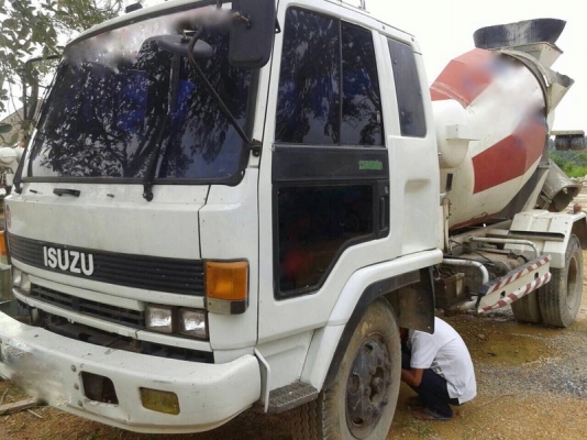 รถอีซูซุ 6 ล้อ โม่ปูน 165 แรงม้า. ปี 32 ( รถหางแท้ ) สนใจติดต่อ 081 - 6079515 รถอีซูซุ 6 ล้อ โม่ปูน 165 แรงม้า. ปี 32 ( รถหางแท้ ) สนใจติดต่อ 081 - 6079515