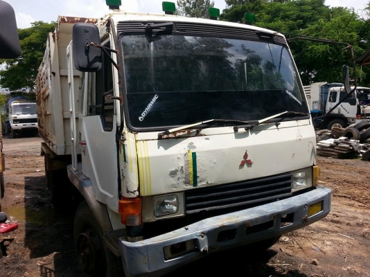 ขาย MITSUBISHI FN527M-A เครื่อง 6D16 พ.เพาเวอร์ เบรกทิฟฟี่ 2เพลา195แรง เครื่องดี แคชซีสวย สภาพพร้อมใช้งาน เอกสารพร้อมโอน ราคา540,000  สนใจโทร 090-8588220คุณนะ  ID:narong498  หรือ www.truck.in.th/498