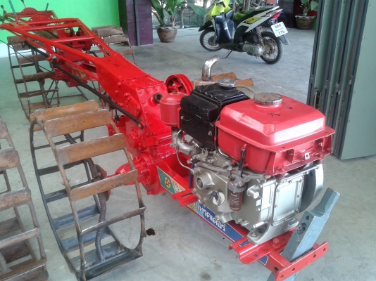 รถไถนา70พร้อมโครงร้งเพชร3เกียร์