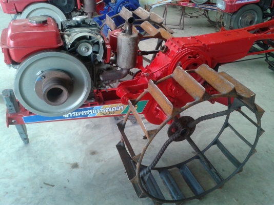 รถไถนา70พร้อมโครงร้งเพชร3เกียร์