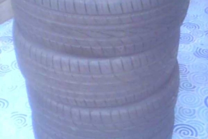 ยางใหม่ 99 \% falken 205/45/17 มี 4 เส้น 6500 บาท