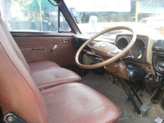 TOYOTA ตู้ แตงโม คลาสสิค เครื่อง 2 Y ขับดี ( 39,900 บาท )