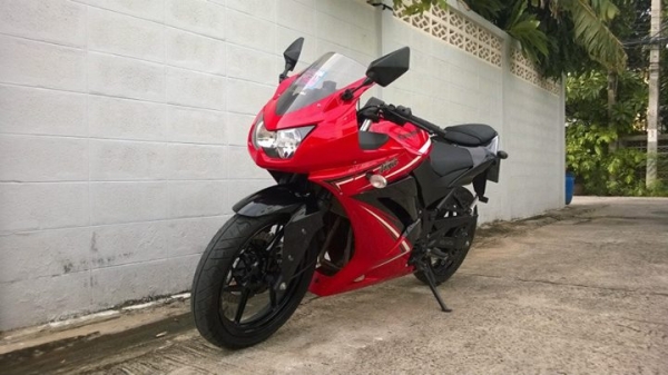 รถบ้านสวยๆ NINJA250 2012 วิ่ง 10400 กิโล สวยกริ๊บ ต่อรองได้