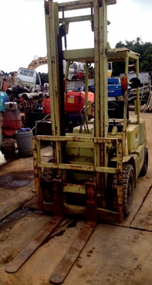 โฟร์คลิฟท์*MITSUBISHI*2.5ตัน*เสา4เมตร*2,741ชั่วโมง*ดีเชล*เดิมๆจากญี่ปุ่น290000*ขายที่โคราช