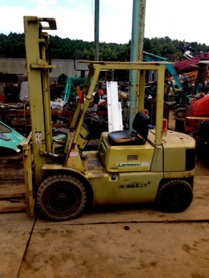 โฟร์คลิฟท์*MITSUBISHI*2.5ตัน*เสา4เมตร*2,741ชั่วโมง*ดีเชล*เดิมๆจากญี่ปุ่น290000*ขายที่โคราช