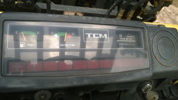 โฟล์คลิฟท์เสาเข้าตู้สูง5.40ม.งาPUSH-PULL-TCM-3ตันสไลด์-ดัน-ดึง-สินค้าได้*2216ชม.*ติดแก๊สจากญี่ปุ่น