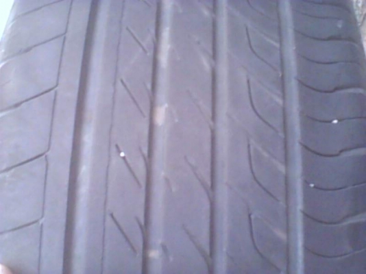 ยางดันลอป 215/55/16 ปี 13 คู่ 1200 บาท