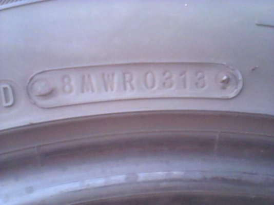 ยางดันลอป 215/55/16 ปี 13 คู่ 1200 บาท