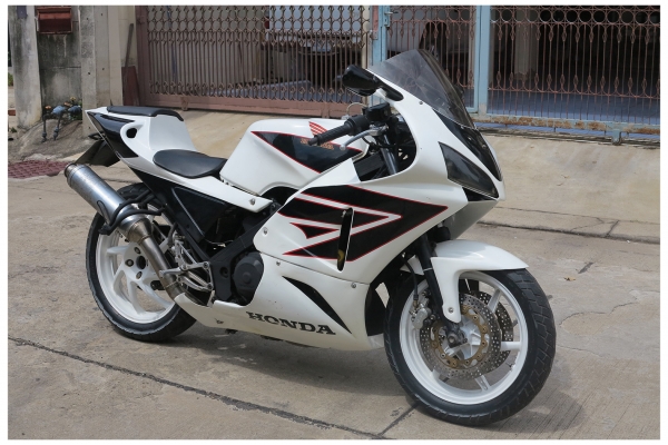 Honda Vfr 400 (ทะเบียนแท้)