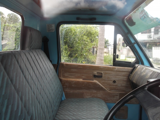 ISUZU ปี 32 เกรีย์สั้น ISUZU ปี 32 เกรีย์สั้น