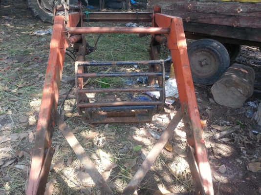 ขายชุดตักหน้าเก่าไทยใส่ คูโบต้า ยันมาร์ 45-43-47-49 แรง