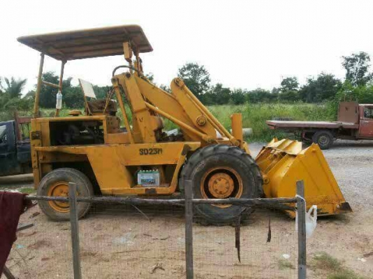 รถตัก TCM SD23 M