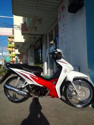 Honda Wave 110 i ปี 2556 สีขาว แดง รถสวย เครื่องดีมาก ประหยัดน้ำมัน Honda Wave 110 i ปี 2556 สีขาว แดง รถสวย เครื่องดีมาก ประหยัดน้ำมัน