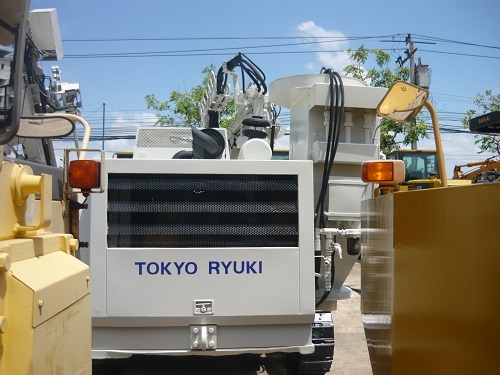 รถเจาะหิน  Tokyo Ruki  รถเก่านอก นำเข้าจากญี่ปุ่น ทนงานหนัก พร้อมใช้งาน
