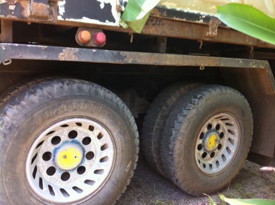 10ล้อดั้มFVZ32MZPRรถ2เพลาห้าง คันนี้สวยๆเดิมๆไม่เคยบรรทุกดิน พื้นดั้มเรียบสวย เครื่องสวยเอี่ยม คัสซีสวยเอื่ยม...เล่มติดมือ.