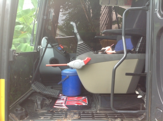 ขายแมกโคPC130-8รถสวยเดิมป้ายแดงโคมัสสุ