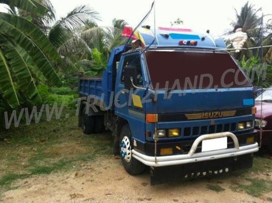 ISUZU 6 ล้อดัมพ์ รุ่น NPR59UL5 เครื่องยนต์ 115 แรงม้า ปีจดทะเบียน 2537 ISUZU 6 ล้อดัมพ์ รุ่น NPR59UL5 เครื่องยนต์ 115 แรงม้า ปีจดทะเบียน 2537