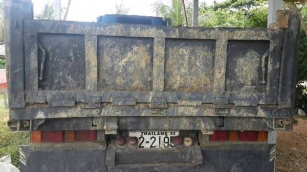 ISUZU 6 ล้อดัมพ์ รุ่น NPR59UL5 เครื่องยนต์ 115 แรงม้า ปีจดทะเบียน 2537 ISUZU 6 ล้อดัมพ์ รุ่น NPR59UL5 เครื่องยนต์ 115 แรงม้า ปีจดทะเบียน 2537