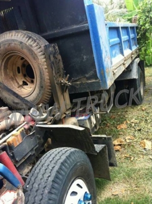 ISUZU 6 ล้อดัมพ์ รุ่น NPR59UL5 เครื่องยนต์ 115 แรงม้า ปีจดทะเบียน 2537 ISUZU 6 ล้อดัมพ์ รุ่น NPR59UL5 เครื่องยนต์ 115 แรงม้า ปีจดทะเบียน 2537