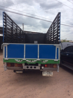 ขายHINO KM779 เครื่อง117 แรง หัวเดิมๆ ครัทซีเดิมๆ คานท้ายใหญ่ ยาว 5.4 ม. ภายในสวย ราคา 400,000 บาท