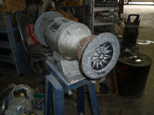 ขาย เครื่องเจียร์ พร้อมแท่น