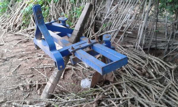 ขายชั่งร่องรถไถฟอร์ดครับ