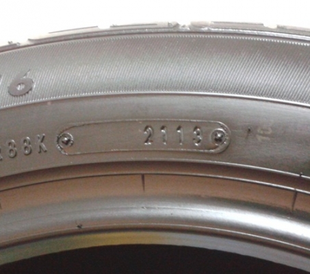 ยาง,205-55-16 DUNLOP SPORT-01 สภาพเต็มปี13ไม่ปะชุดละ 3,600