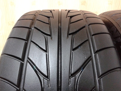 ยาง,235-35-19 NITTO'555 สภาพเต็มไม่ปะปี11แก่ๆหนึ่งคู่ 3,500