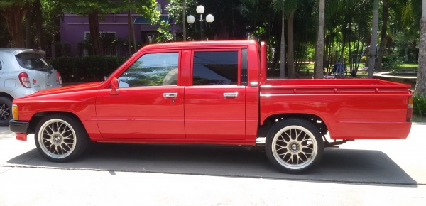 ขาย TOYOTA HERO สภาพสวย