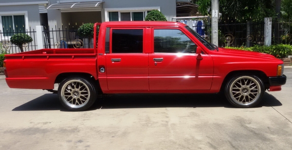 ขาย TOYOTA HERO สภาพสวย