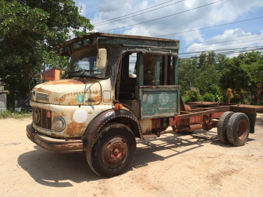BENZ911...6ล้อหัวแตงโม..มีวินลากอย่างดี เครื่องเดิม เกียร์เดิม..ไมล์8หมื่นกว่ากิโล(ใช้ได้อีก)..เล่มพร้อม