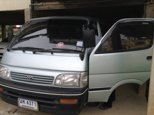 ขายรถตู้