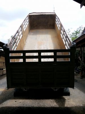 รถบรรทุก เม้ก้า 260