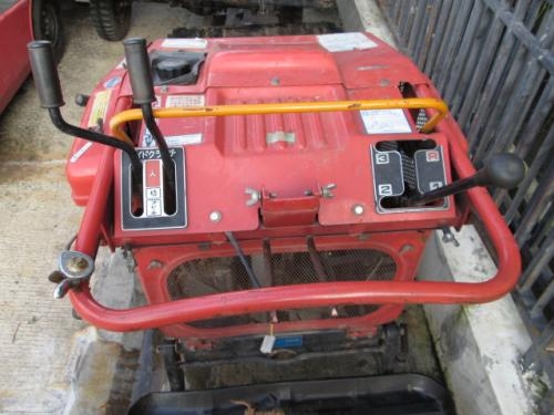 รถขนสินค้าพืชเกษตร !!!  YANMAR    HHD7   รหัสสินค้า : 12000940  หรือเพิ่มเติมไดที่ www.nihonmono.com