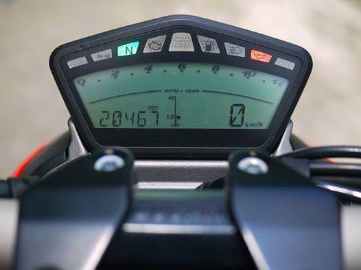 ขาย Ducati Street fighter 848 ปี 2012 ทะเบียนแท้ รถศูนย์ทองหล่อ สภาพหล่อๆ ของแต่งแพงๆ