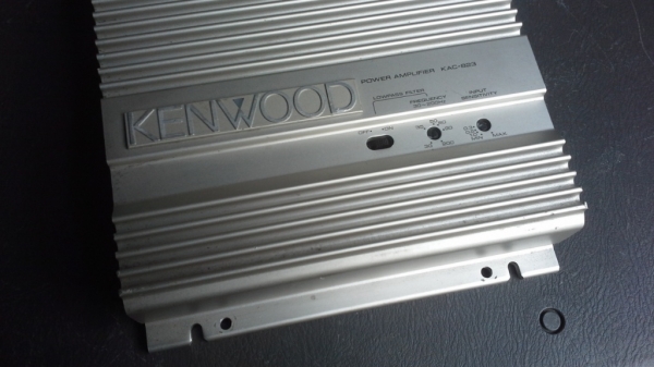 แอมป์ Kenwood 2ch รุ่น KAC-823 ขับซัพ มือสองญี่ปุ่น