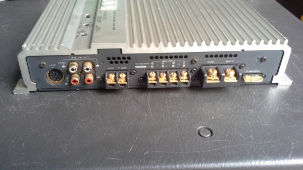 แอมป์ Kenwood 2ch รุ่น KAC-823 ขับซัพ มือสองญี่ปุ่น