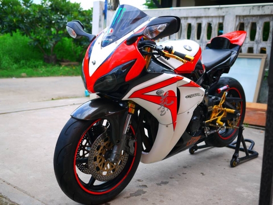 ขาย Cbr92 ตัวคาร์บูไฟฟ้า พร้อมทะเบียนแท้ ท่อสูตรโยชิ กันสะบัด โช๊คหัวกลับของ Nc35 พักเท้าเกียร์โยง ขาย Cbr92 ตัวคาร์บูไฟฟ้า พร้อมทะเบียนแท้ ท่อสูตรโยชิ กันสะบัด โช๊คหัวกลับของ Nc35 พักเท้าเกียร์โยง
