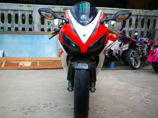 ขาย Cbr92 ตัวคาร์บูไฟฟ้า พร้อมทะเบียนแท้ ท่อสูตรโยชิ กันสะบัด โช๊คหัวกลับของ Nc35 พักเท้าเกียร์โยง ขาย Cbr92 ตัวคาร์บูไฟฟ้า พร้อมทะเบียนแท้ ท่อสูตรโยชิ กันสะบัด โช๊คหัวกลับของ Nc35 พักเท้าเกียร์โยง