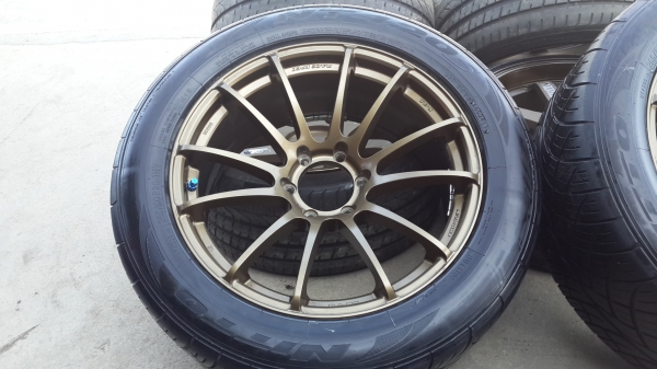 ขอบ 20 พร้อมยาง 265 50 20 ราคาไม่แพง