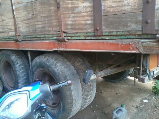 ขายสิบล้อหน้ายาว